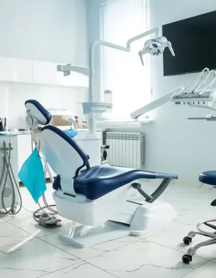 dental-equipment-dentist-office-new-modern-stomatological-clinic-room-background-dental-chair-accessories-1024×682